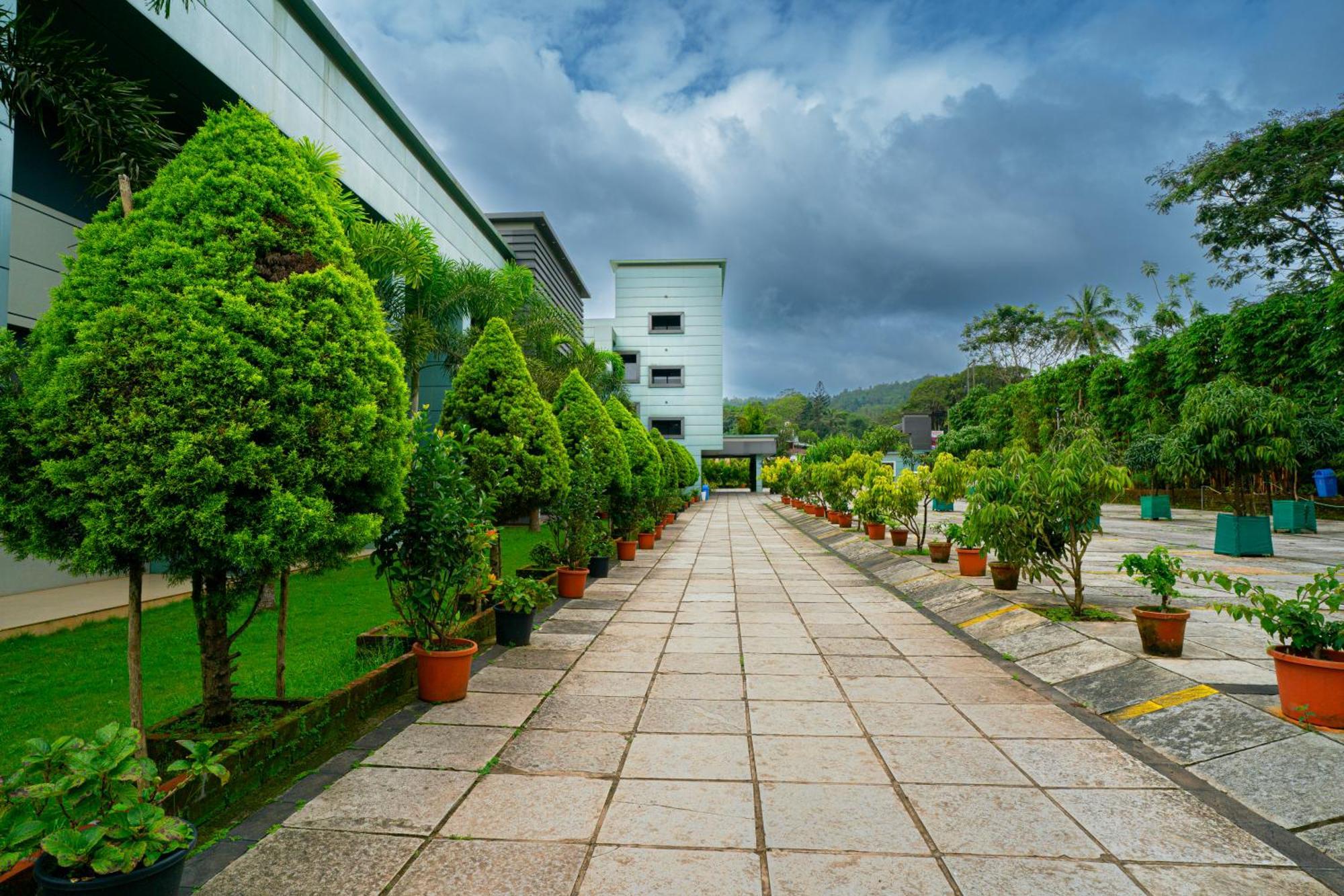 The Sanihara Hotel & Resort فيثيري المظهر الخارجي الصورة